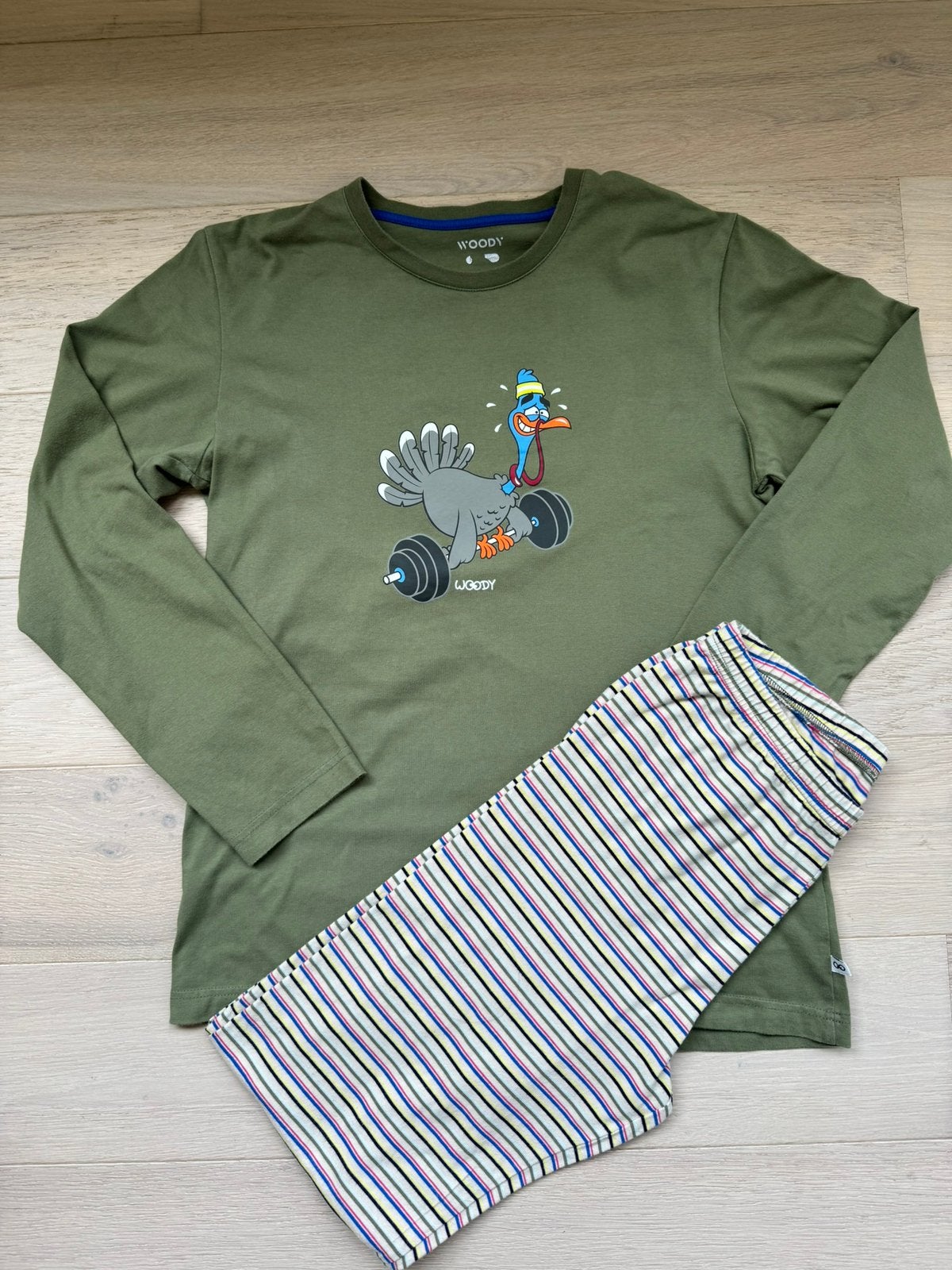 Pyama Woody - 164 cm, Kinderen en Baby's, Ophalen of Verzenden, Zo goed als nieuw, Jongen, Nacht- of Onderkleding