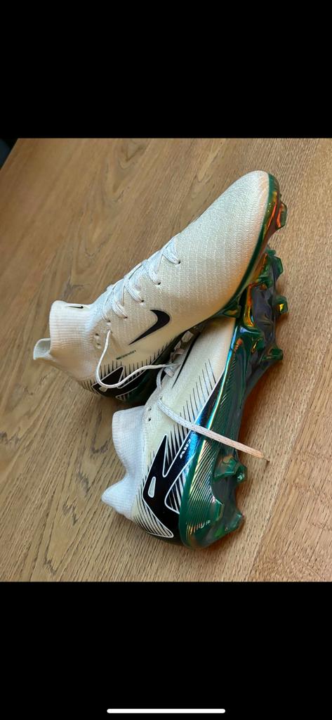 Chaussures de football Nike Mercurial Superfly, Sports & Fitness, Football, Comme neuf, Enlèvement ou Envoi