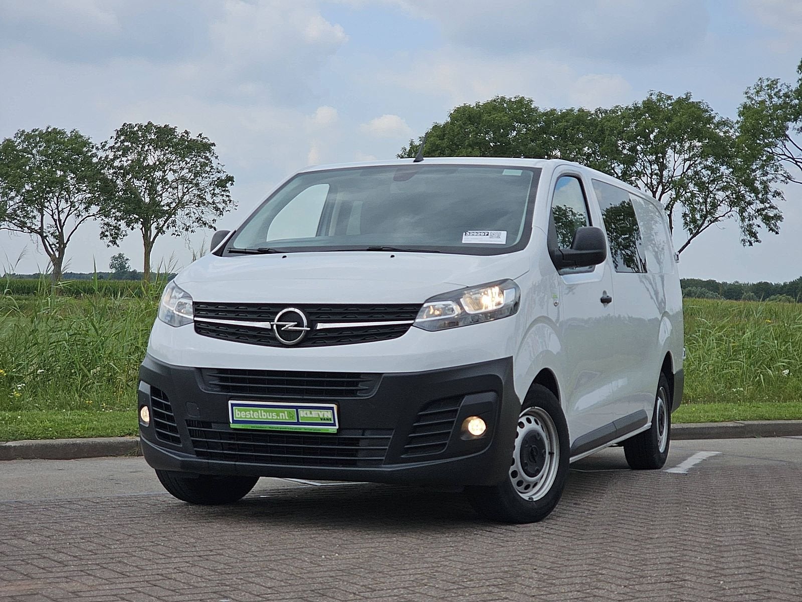 Opel Vivaro 2.0 CDTI L2H1 Edition VXEVFEHTMP7822028, Autos, 145 ch, Achat, Entreprise, Alarme