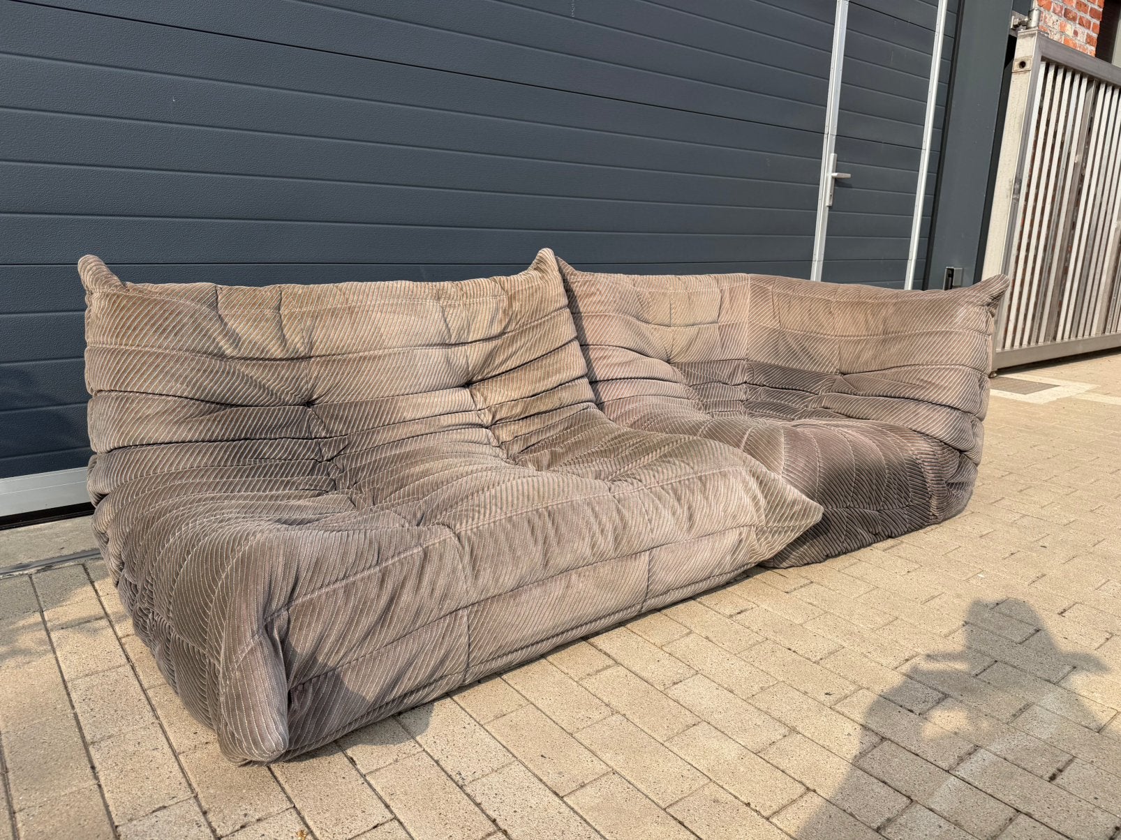100% authentieke Ligne Roset Togo 2z & hoek Diagonale streep, Huis en Inrichting, Ophalen of Verzenden, Stof, Leolux edra vitra knoll artifort mah jong b&b italia cassina