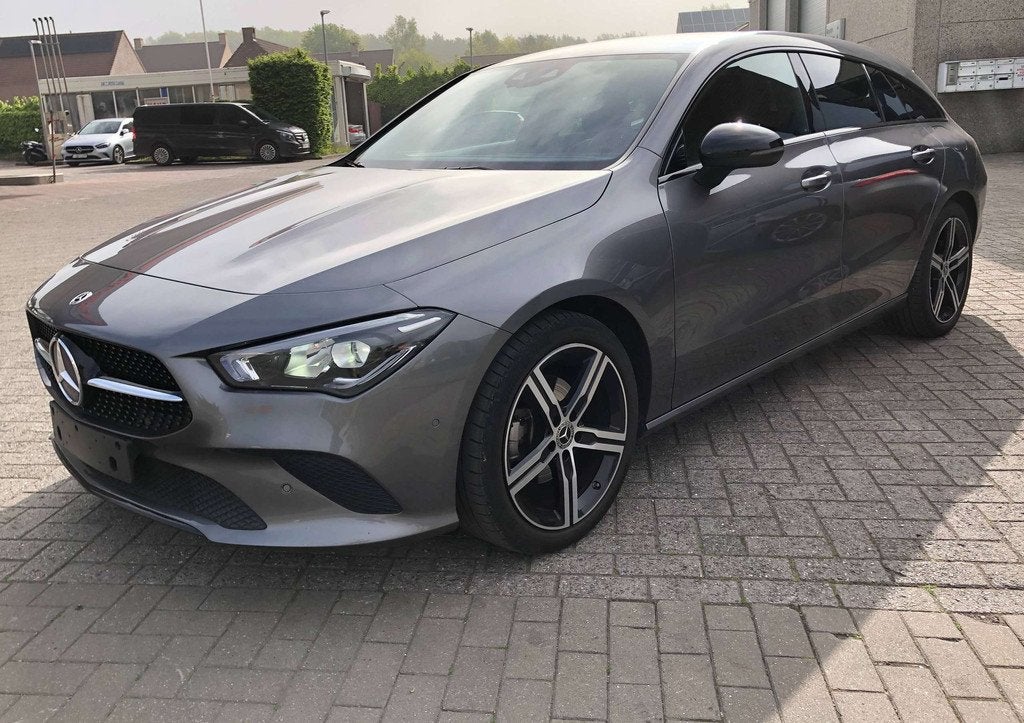 Mercedes-Benz CLA-Klasse 180 Shooting Brake, Sfeerverlichtin, Auto's, CLA, Gebruikt, Zwart, 136 pk