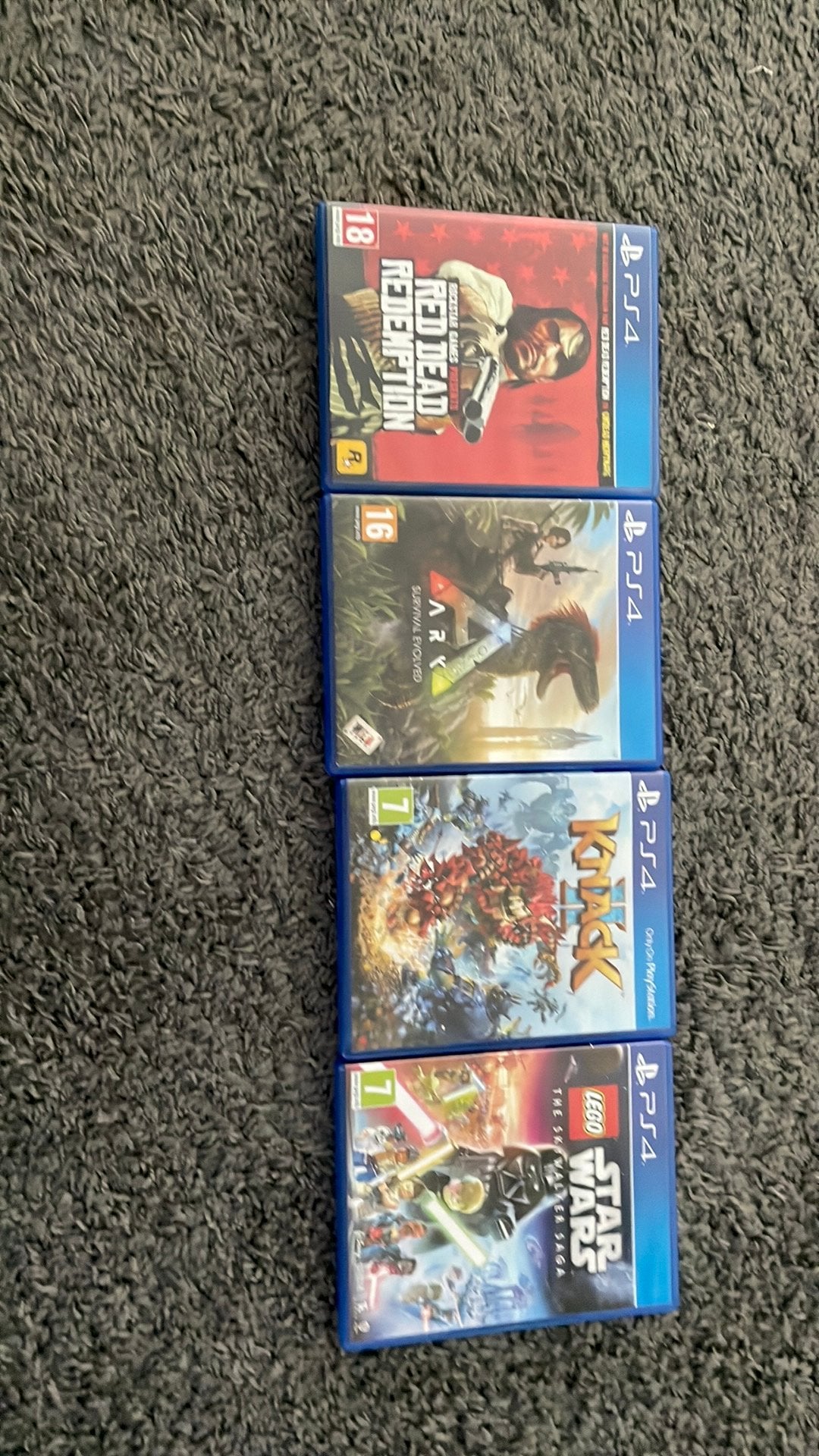 Lot ps4 games, Ophalen, Zo goed als nieuw