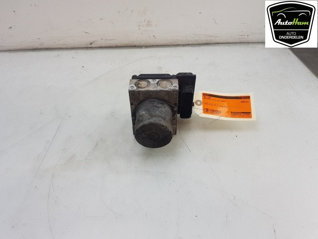 BLOC ABS (FREINS ANTI-BLOCAGE) Mercedes-Benz Vito (639.6), Robert Bosch AG, Mercedes-Benz, Utilisé, Robert-Bosch-Allee 1
74232  Abstatt, DE