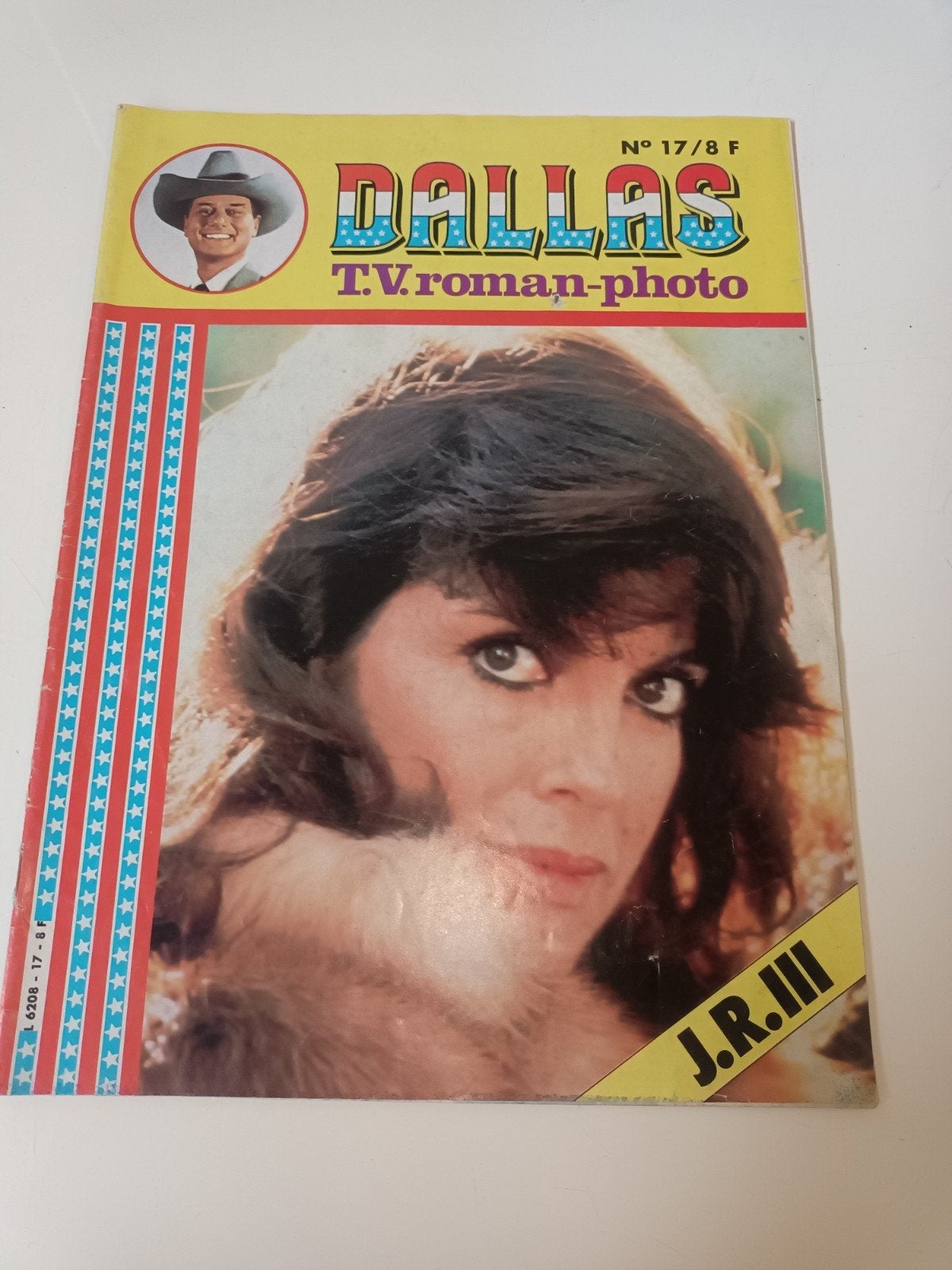 vintage 'Dallas' T.V. roman-photo album (N 17, 1983, Enlèvement ou Envoi, Journal ou Magazine