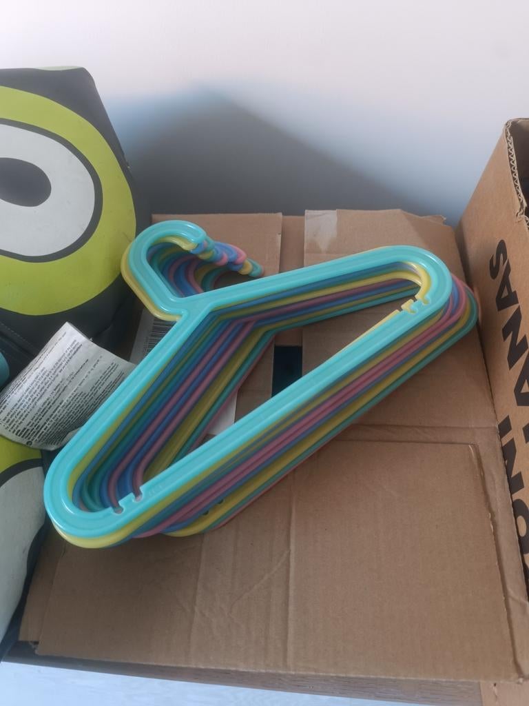 Kapstokken kinder kleren ., Ophalen