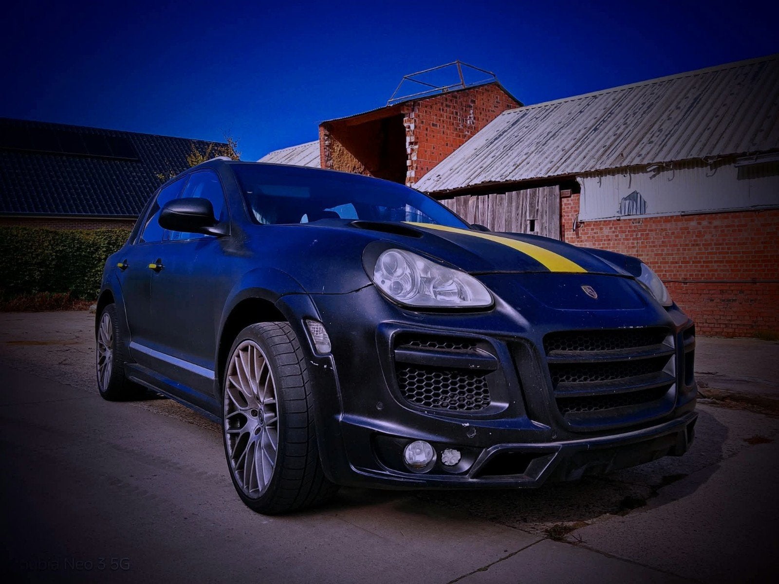 Porsche Cayenne 3.2V6 188000km Magnum Bodykit, Autos, Cuir, Cayenne, Achat, Noir