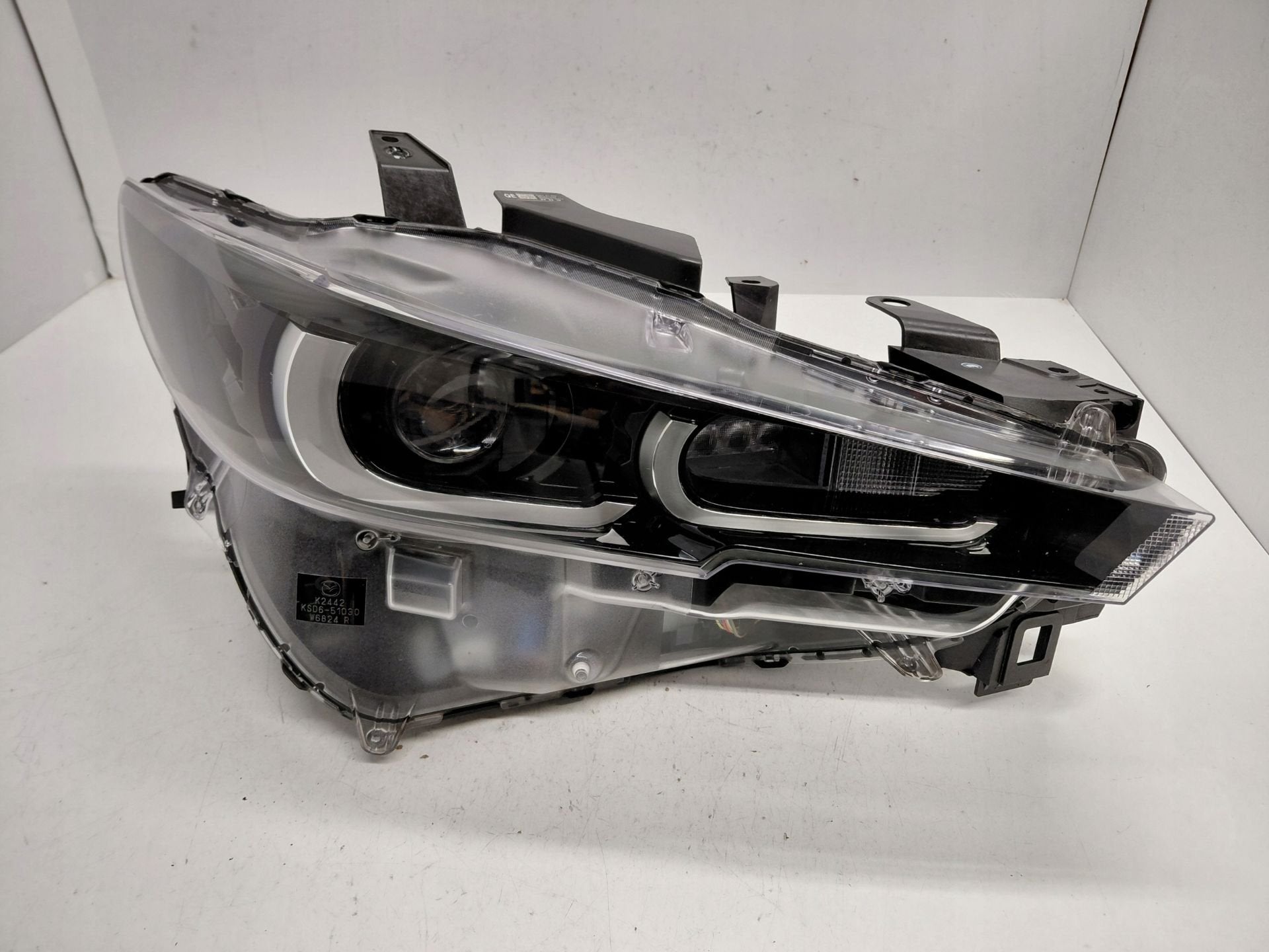 Phare Mazda CX5 II KSD451030, Shinchi, Fuchu-Cho 3-1
730-8670  Hiroshima, Mazda Motor Corporation, Info@mazda.co.jp, Mazda