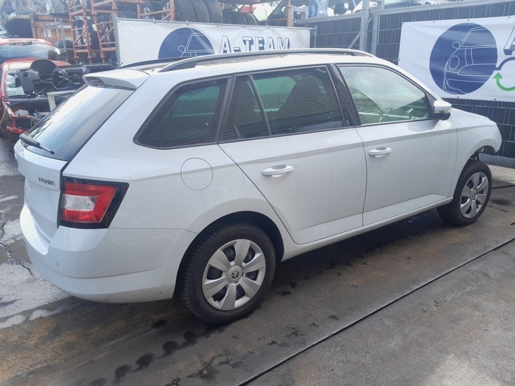 TANKKLEP Fabia III Combi (NJ5) (|6V9809857A|6V9809999|), Gebruikt, Skoda