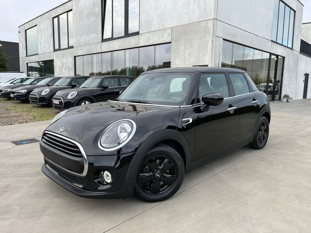 Mini one 2021 5D/benzine/Carplay/Navi/PDC/Garantie, Voorwielaandrijving, Stof, https://public.car-pass.be/vhr/6cecc12d-797b-4e78-8961-294b32ed9254?lang=nl