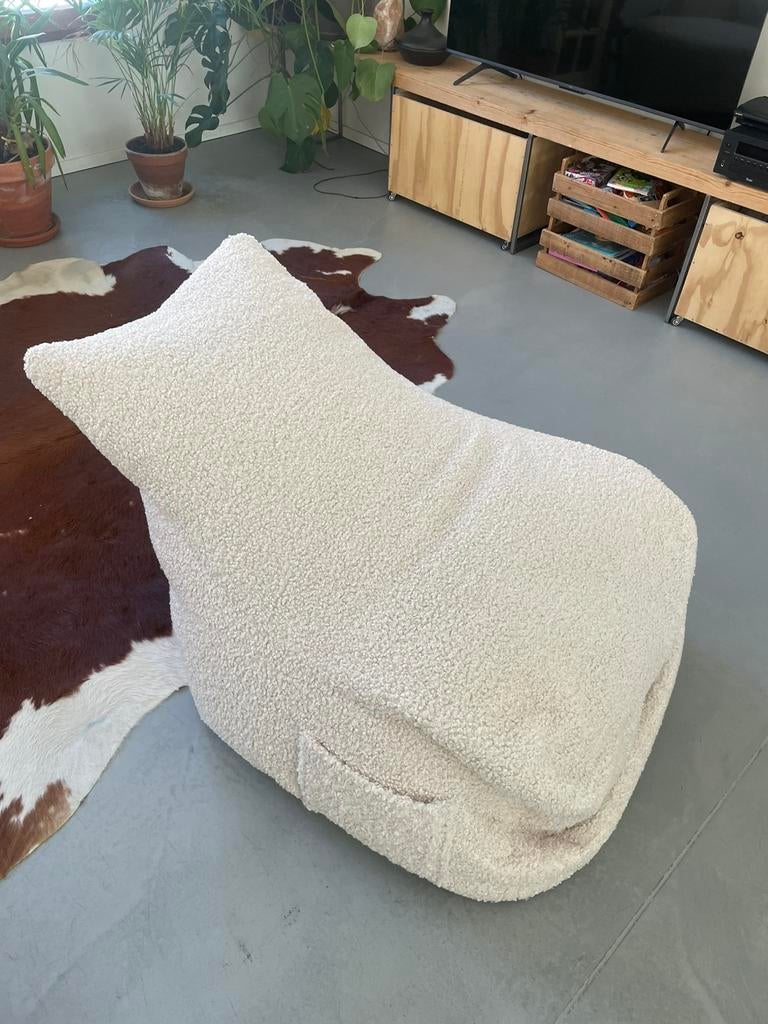 Mooie trendy zitzak weba, Ophalen, Zo goed als nieuw, Zitzak