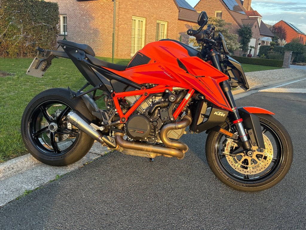 ‼️KTM SUPERDUKE 1390R avec 4200 km, Permis Moto A, Occasion, Plus de 35 kW, 2 cylindres