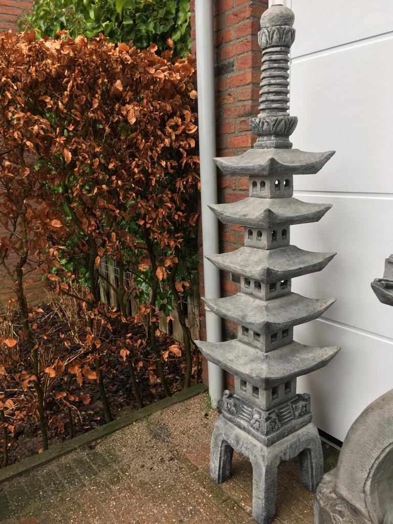 2pagodes différentes, Jardin & Terrasse, Statues de jardin, Enlèvement, Neuf, Béton, Autres types