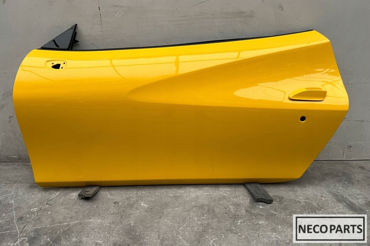 FERRARI 488 PISTA PORTIER DEUR LINKS ALLES LEVERBAAR!!!, Arrière, -, Haillon arrière, Ferrari