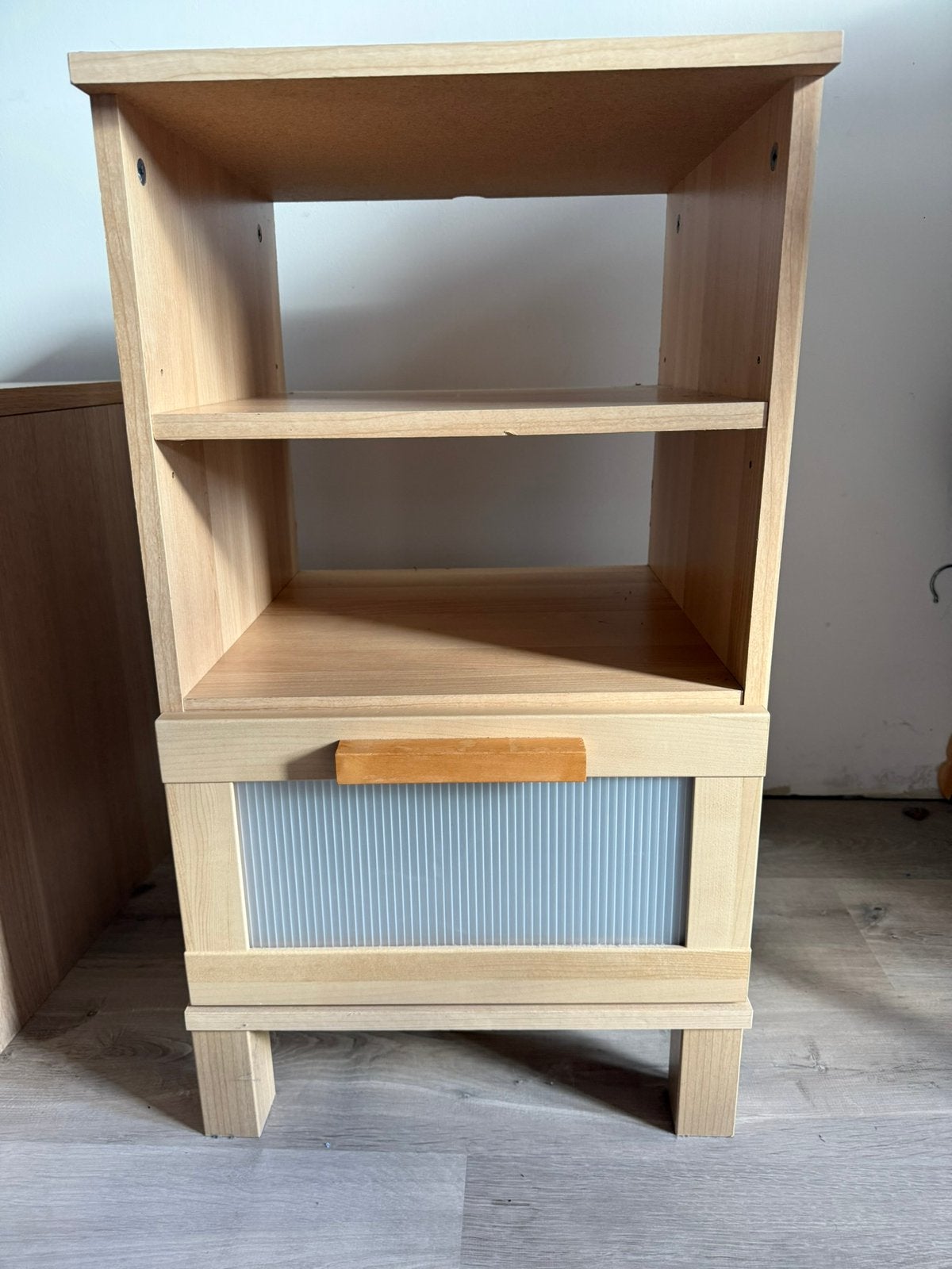 IKEA Aneboda nachtkastje, Huis en Inrichting, Ophalen, Gebruikt, Minder dan 45 cm, 70 cm of meer