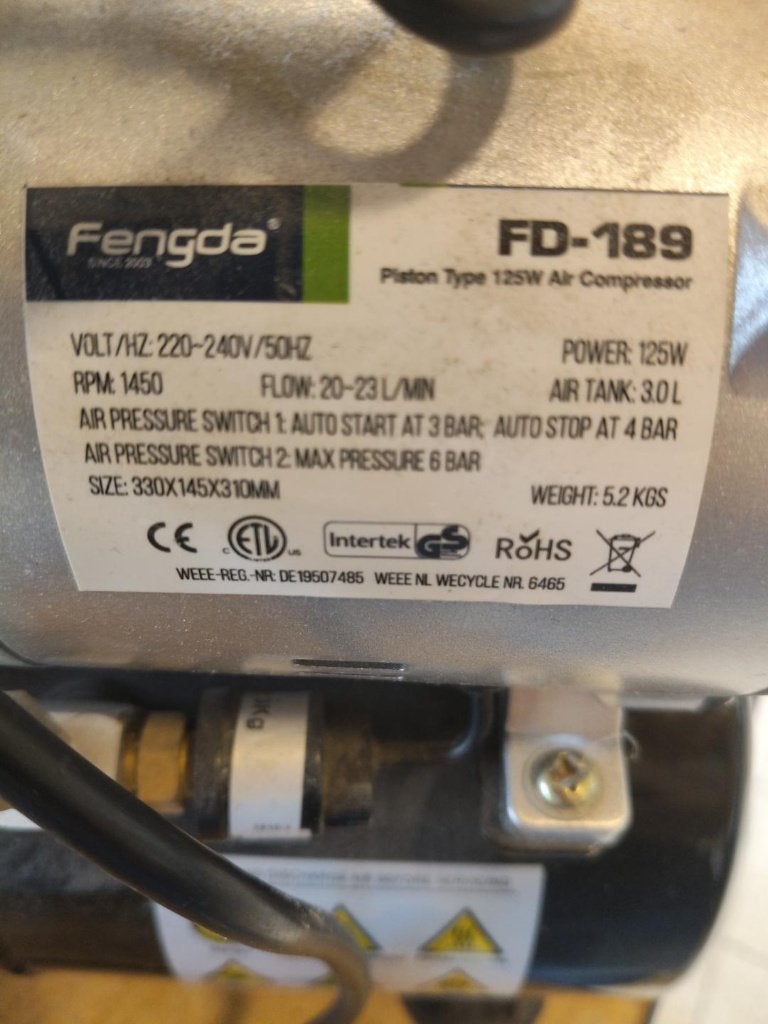Compresseur d'air Fengda FD-189 avec réservoir d'air de 3 l., Bricolage & Construction, Enlèvement ou Envoi, Neuf