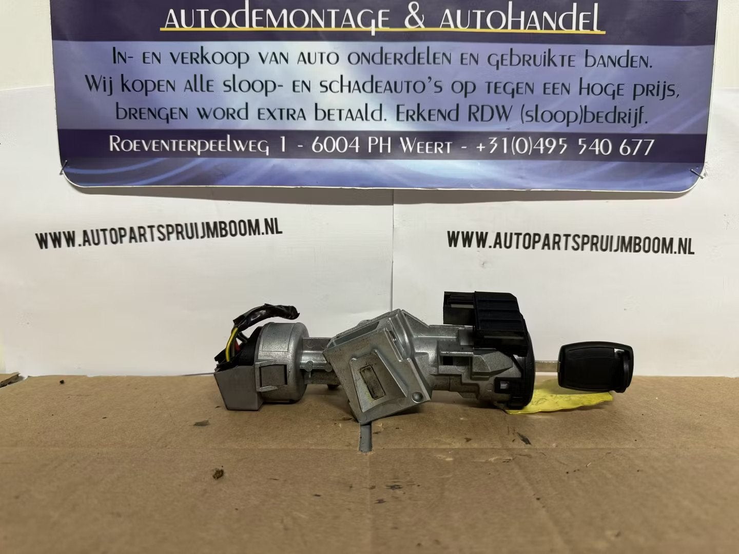Ford c Max contactslot 2007-2010, Autos : Pièces & Accessoires, Info@ford.com, Ford Motor Company, American Road 1
48126  Dearborn