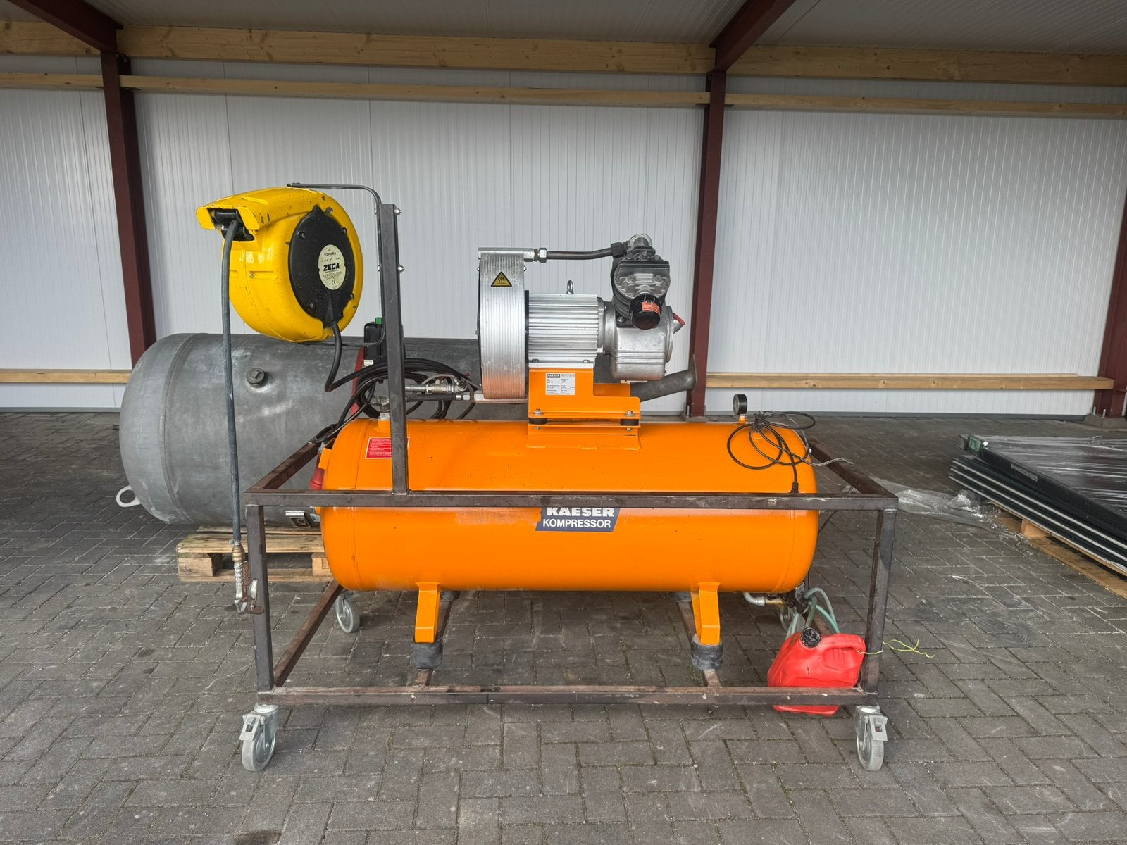 3kw kaeser zuiger compressor, Zakelijke goederen, Ophalen of Verzenden