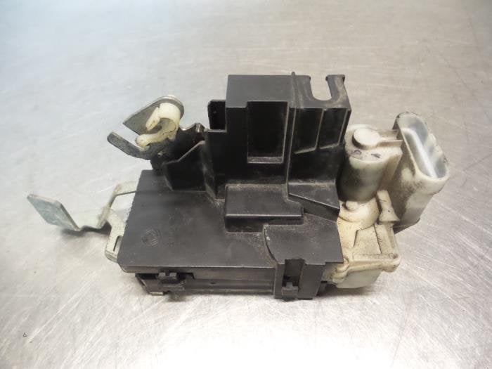 Serrure portière mécanique 2portes droite d'un Peugeot Box, -, 3 mois de garantie, Utilisé, -
