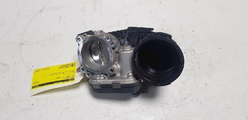 BOITIER PAPILLON Volkswagen Tiguan (AD1) (|04E133062F|), Utilisé, Volkswagen