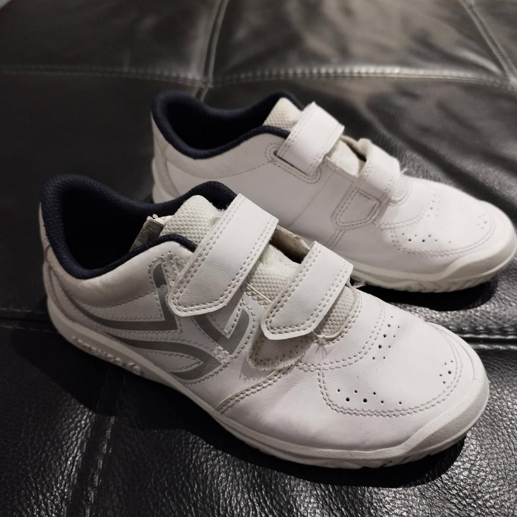 Chaussures de sport en salle Artengo Decathlon taille 34, Enlèvement ou Envoi, Chaussures de sport