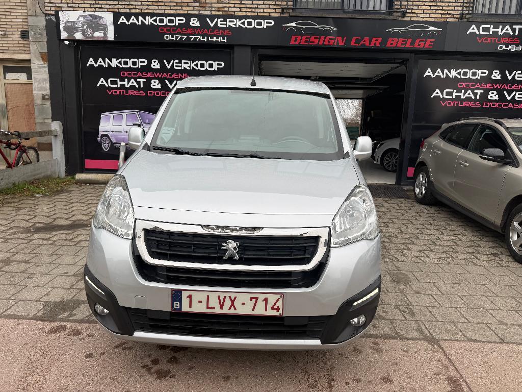 Peugeot Partner 1.6HDI Euro 6 Navigations Clim 90km, Argent ou Gris, Achat, Entreprise, Capteur de stationnement