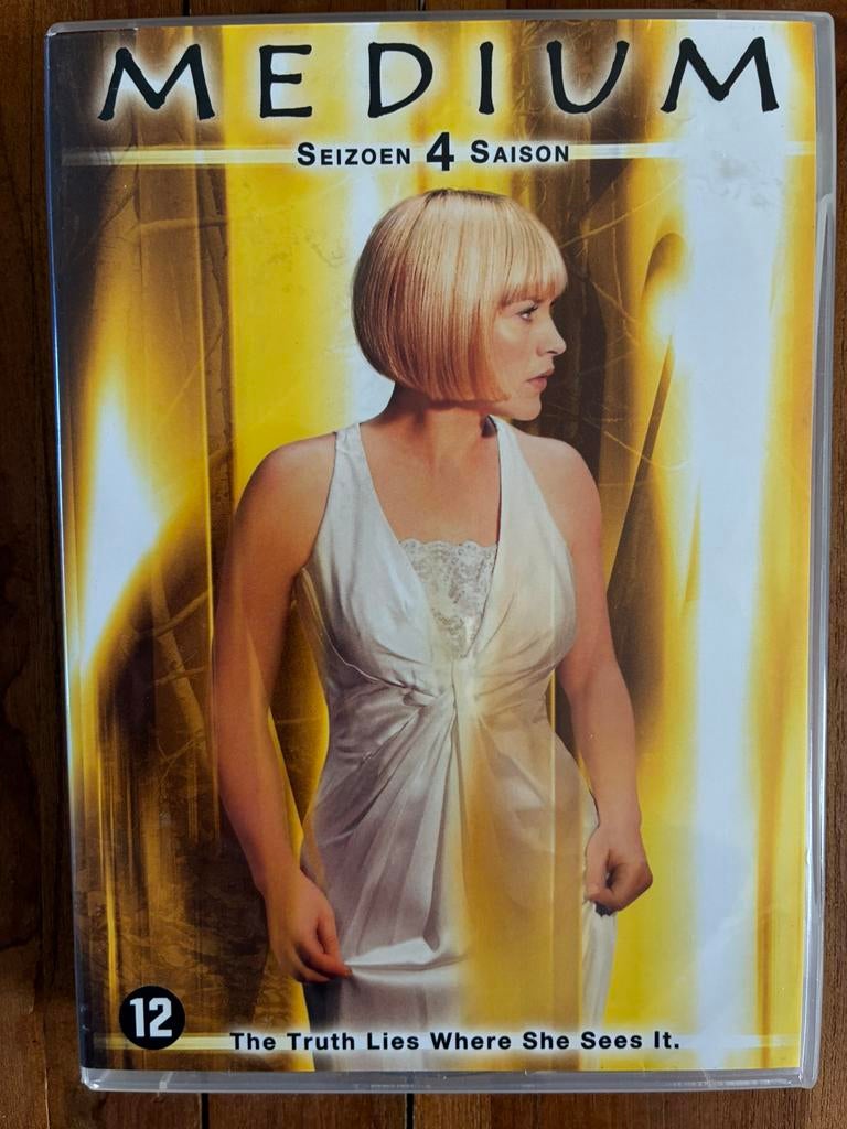 Medium 4-6 €20, Enlèvement ou Envoi