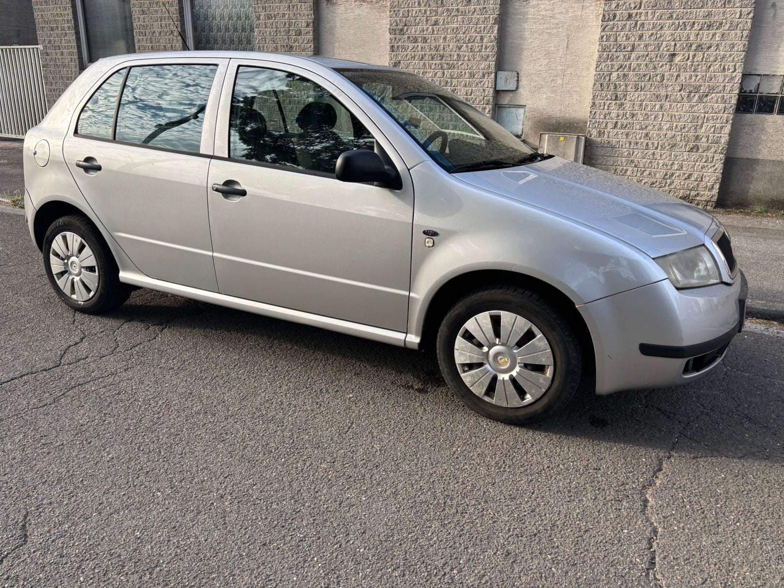 Scoda fabia 1.4 essence pret à immatriculer, Particulier, Essence, Achat
