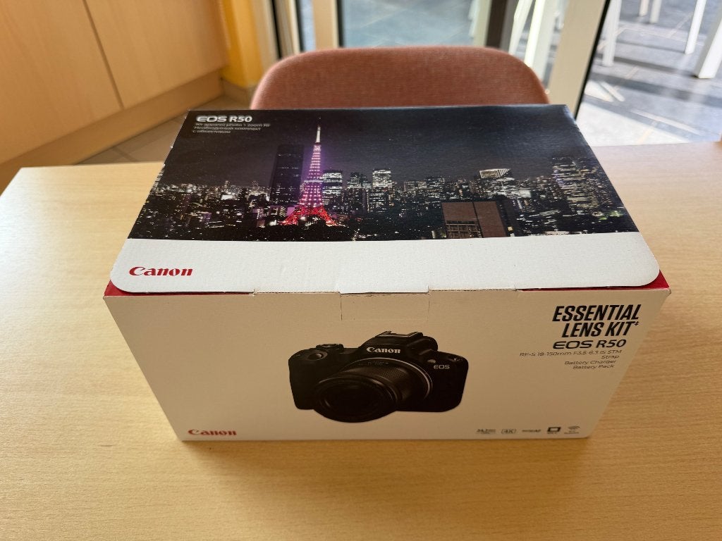 Canon EOS R50 + objectif 18-45 + 18-150, TV, Hi-fi & Vidéo, Neuf, Canon, Batterie, Enlèvement