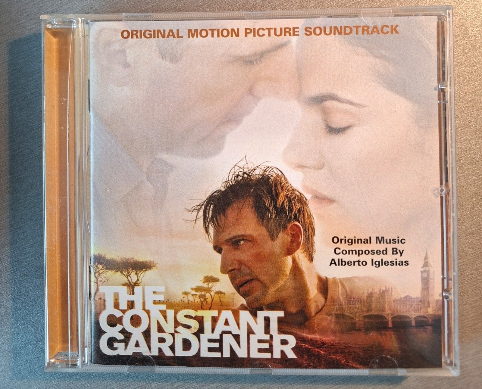 Cd. The Constant Gardener. Soundtrack., Cd's en Dvd's, Soundtrack, Ophalen of Verzenden, Soundtrack