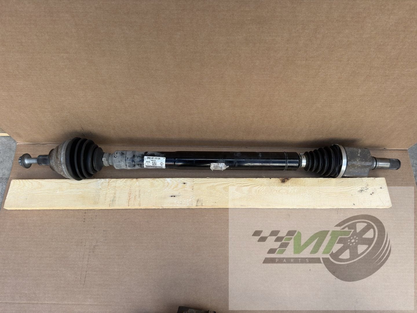VW, Audi, CUPRA, SEAT, SKODA – Arbre de transmission DROIT 3, -, Origine de la pièce connue, Utilisé, Audi