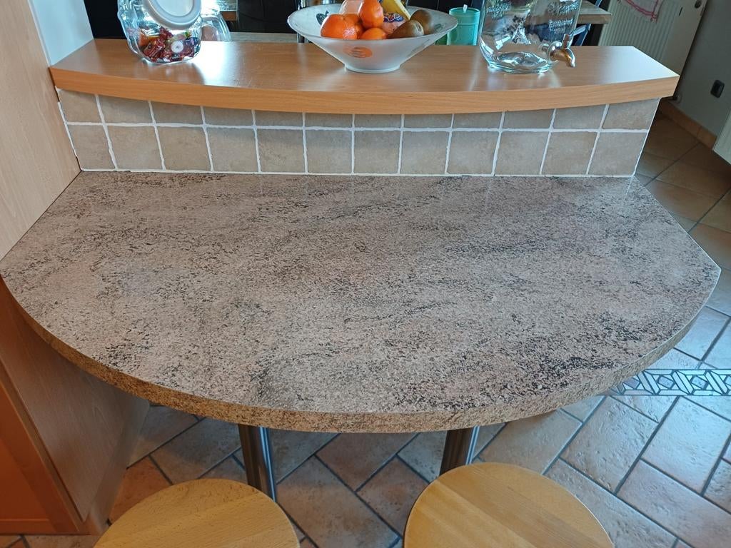 Table pour coin repas., Enlèvement