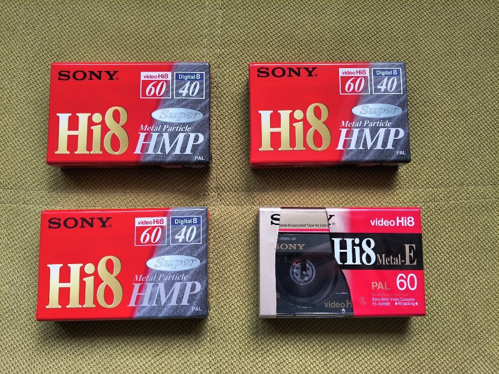 Sony 4 cassettes HI8 Video8 scellées neuves HMP 60 Metal-E, Enlèvement ou Envoi, Neuf, dans son emballage, 2 à 25 cassettes audio