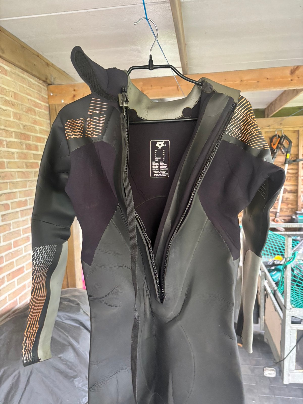 ARENA wetsuit. Als nieuw, Sports nautiques & Bateaux, Vêtements nautiques, Enlèvement, Comme neuf, Combinaison étanche