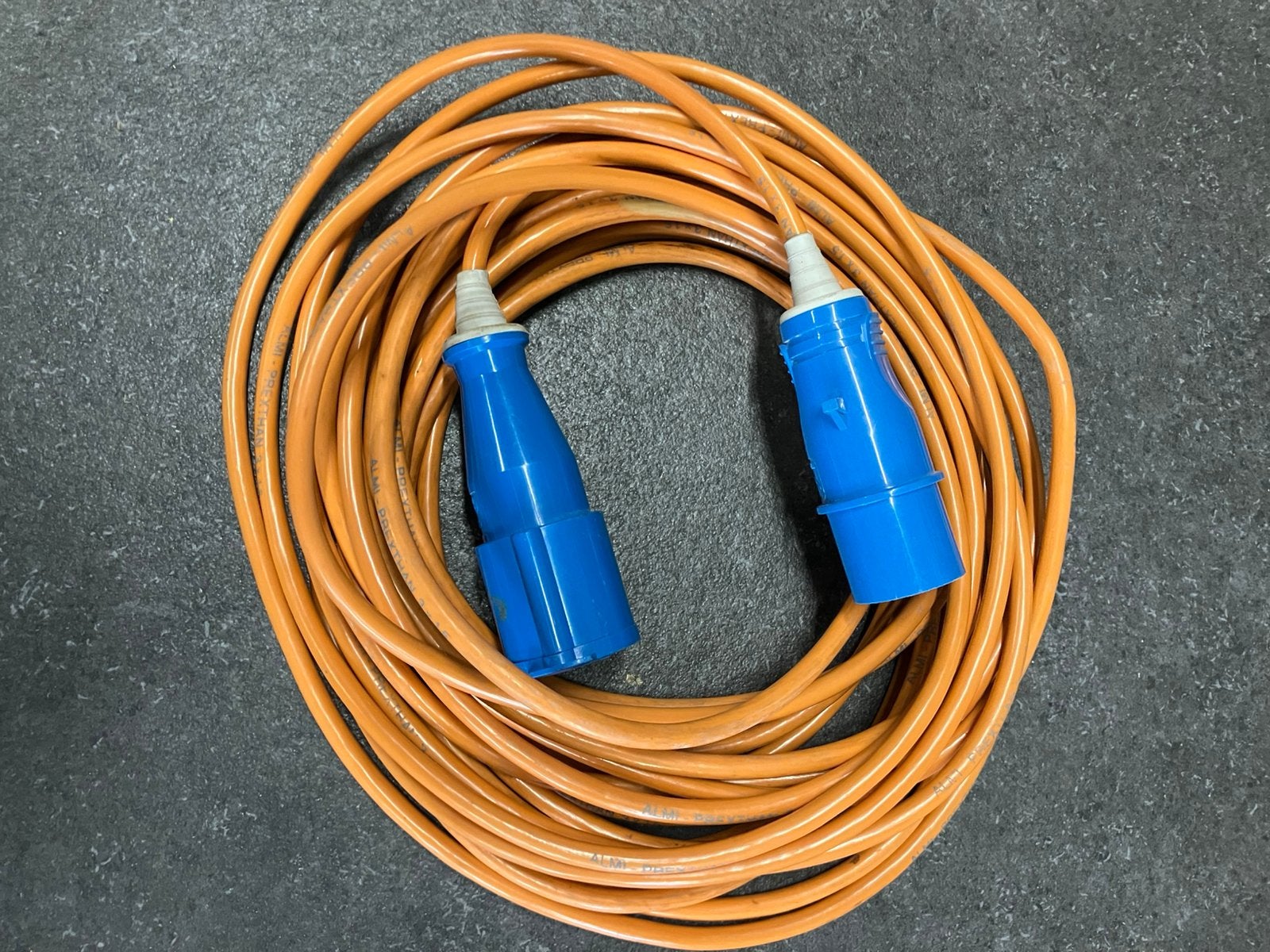 Camping kabel 15 meter, Caravanes & Camping, Enlèvement, Comme neuf