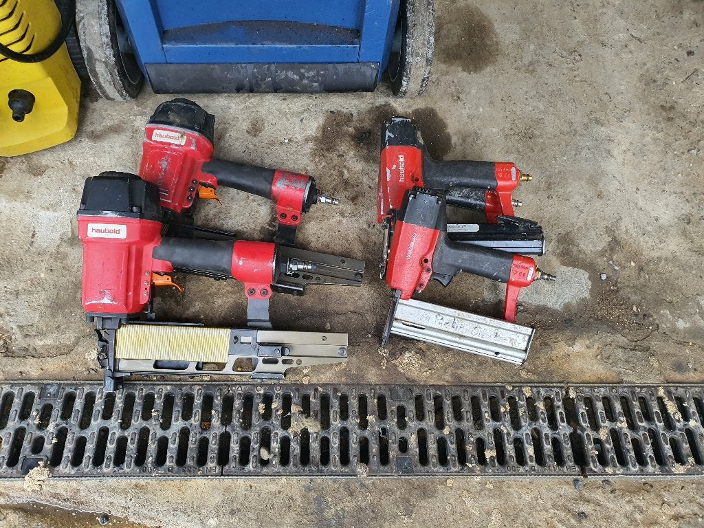 4 x HAUBOLD pneumatisch nagel & niet MACHINE heel heel, Ophalen, Gebruikt, Tacker/nietmachine, Overige merken