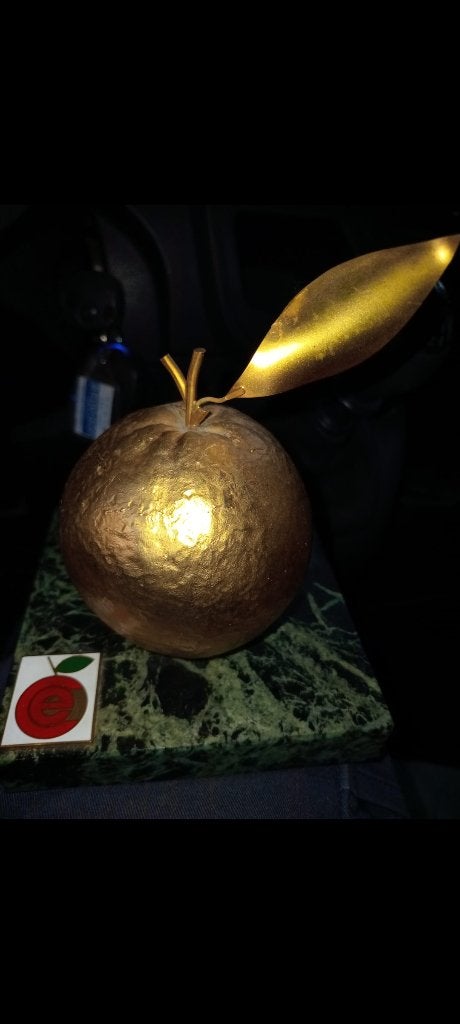 Pomme febru medailles tres lourde, Enlèvement, Bronze