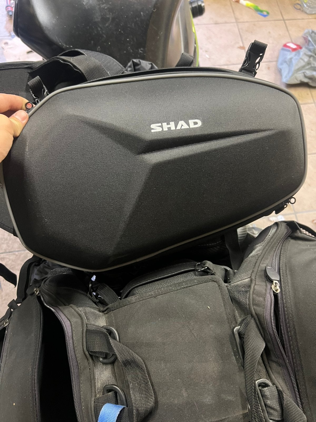 Shad E48 zadeltassenset, Motos, Enlèvement, Comme neuf