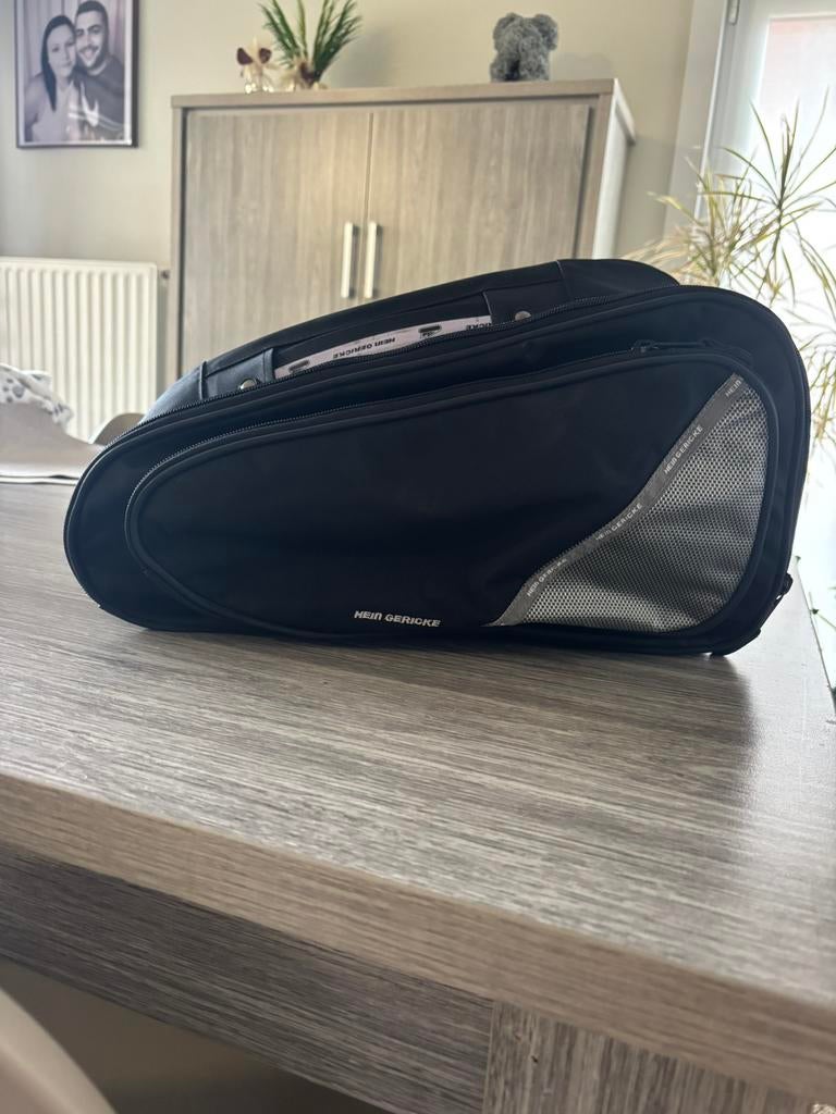 Motor tassen, Ophalen, Zo goed als nieuw