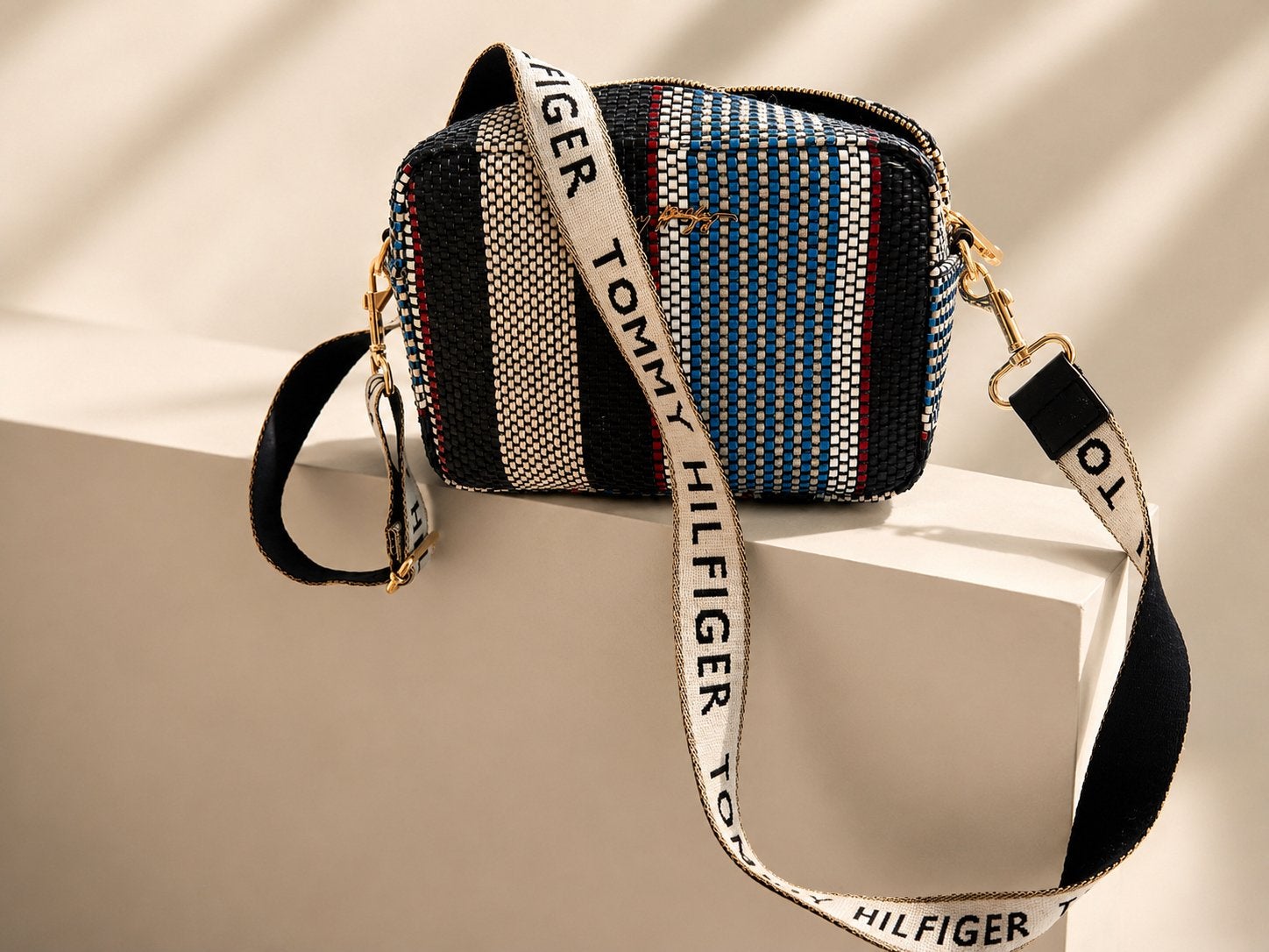 Tommy Hilfiger geweven crossbody handtas, Ophalen, Nieuw, Blauw, Schoudertasje