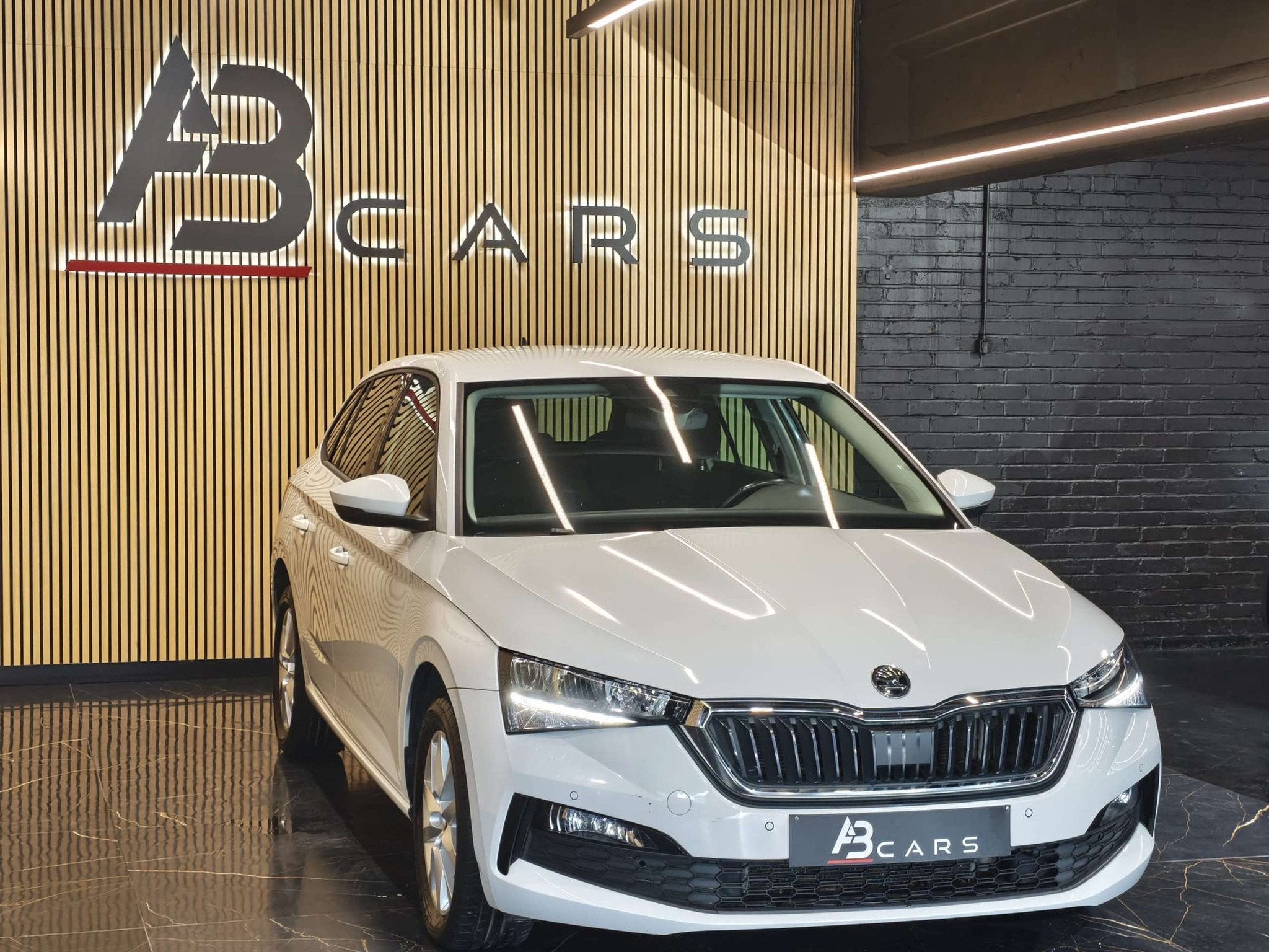 Skoda Scala 1.0 TSI * BOITE DSG * GARANTIE 12 MOIS *, Auto's, Automaat, 116 g/km, Scala, Gebruikt
