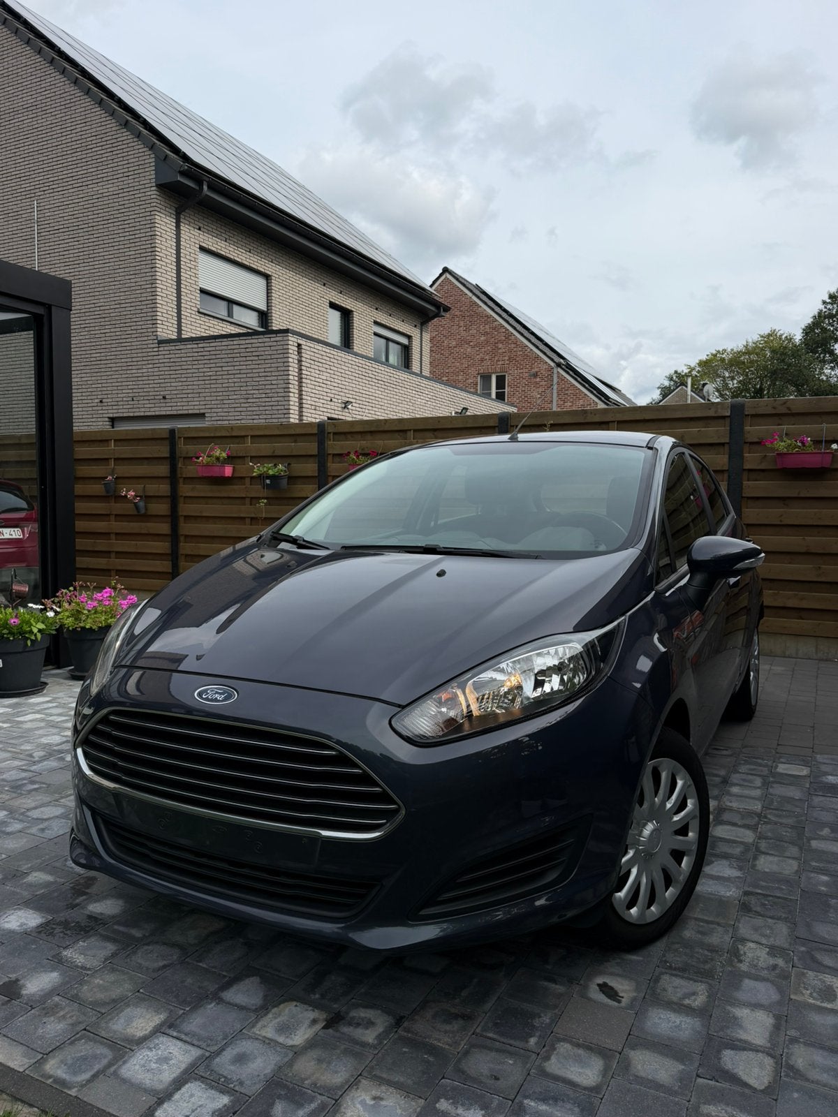 Ford Fiesta 1.2 Benzine 5 deurs Gekeurd Voor Verkoop&Carpass, Auto's, Dealer onderhouden, Euro 6, USB, Particulier