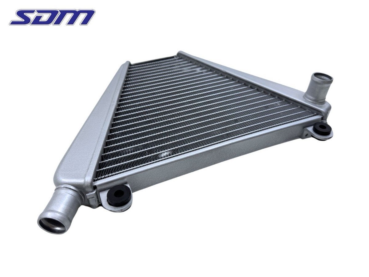 RADIATEUR Ducati Streetfighter V2 (01-2022/-) (54840972B), Dhr. S. di Majo, Nieuw, Info@cama-motorparts.nl, P.J. Troelstraweg 8 8
3144 CX  MAASSLUIS, NL