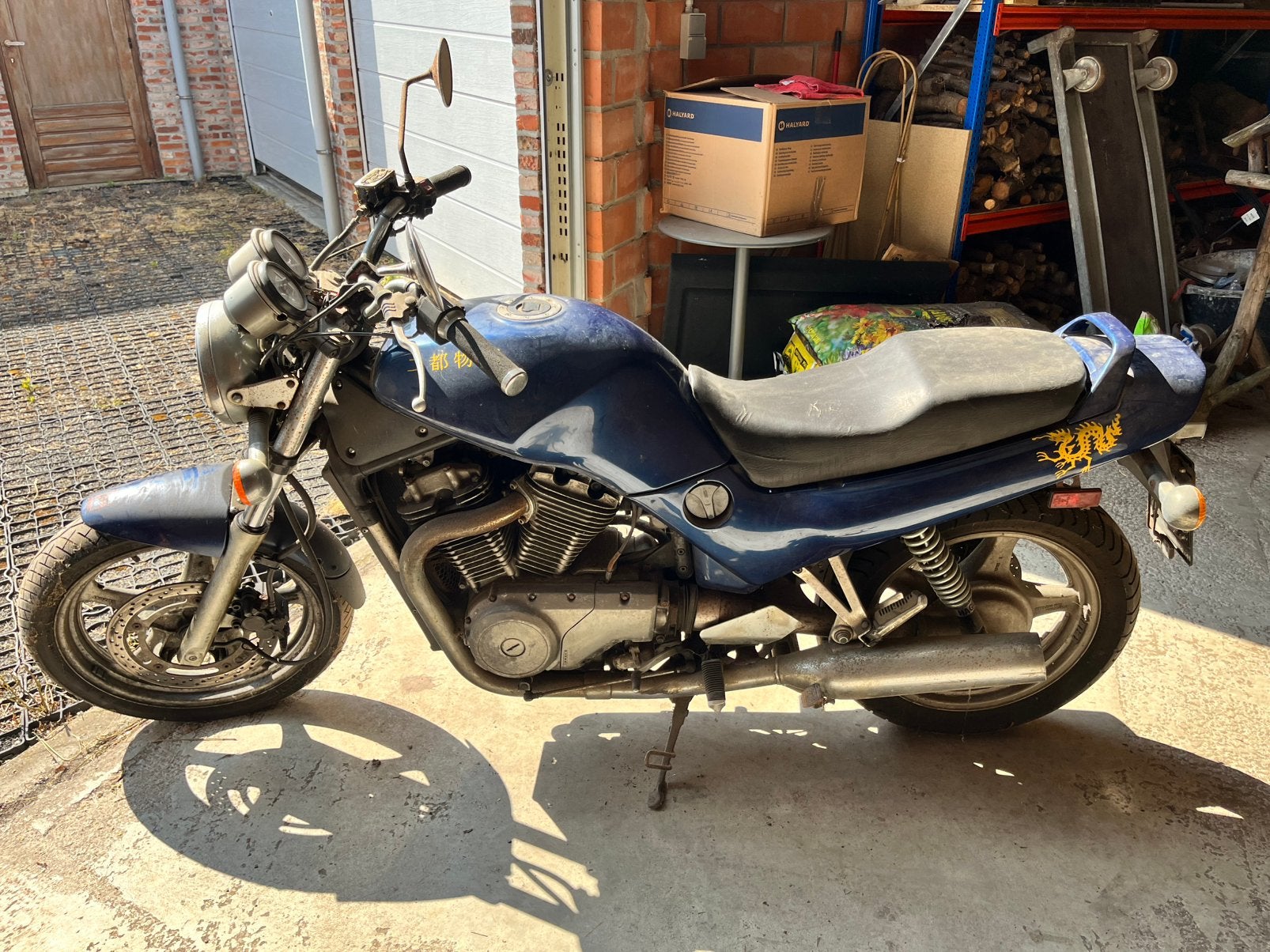 VX 800 te koop, Motoren, Cardan-aandrijving, 2 cilinders, Motorrijbewijs A, Gebruikt