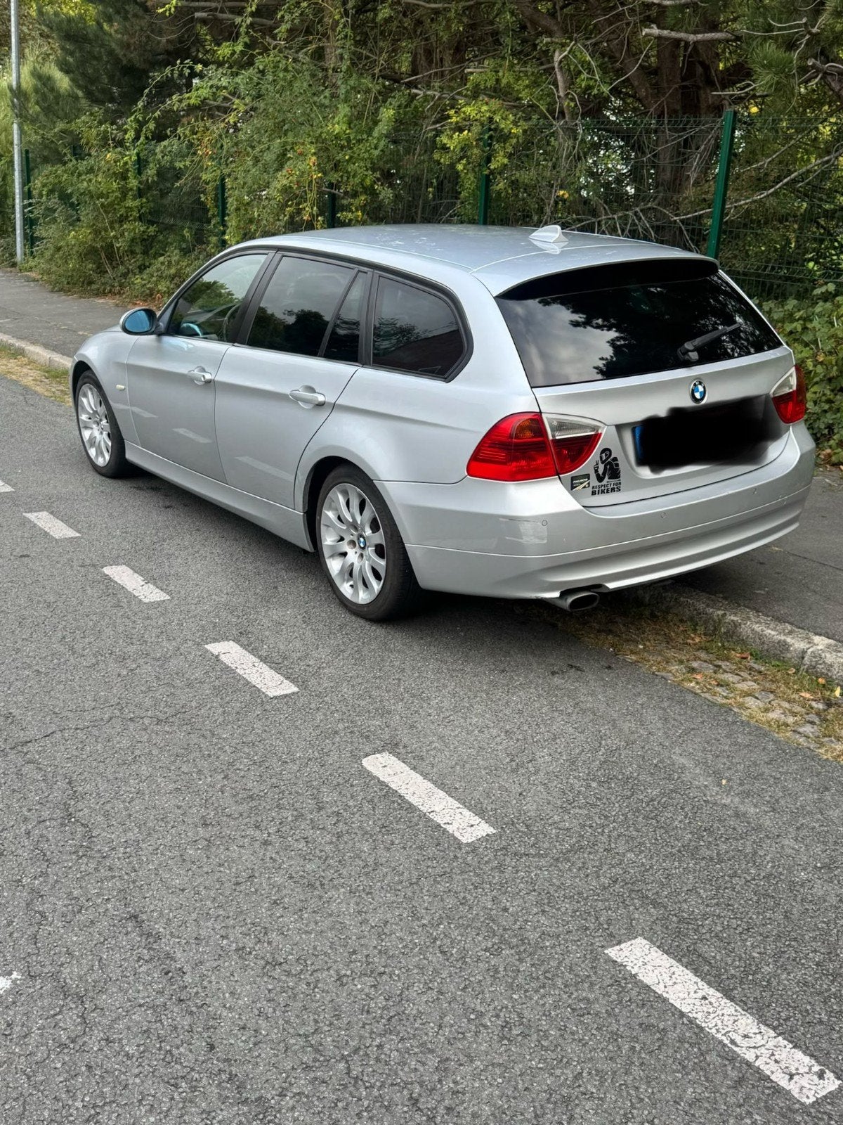 BMW série 3 E91 318 i 143 cv Touring année 2008, Autos, Cuir, Argent ou Gris, Achat, Noir