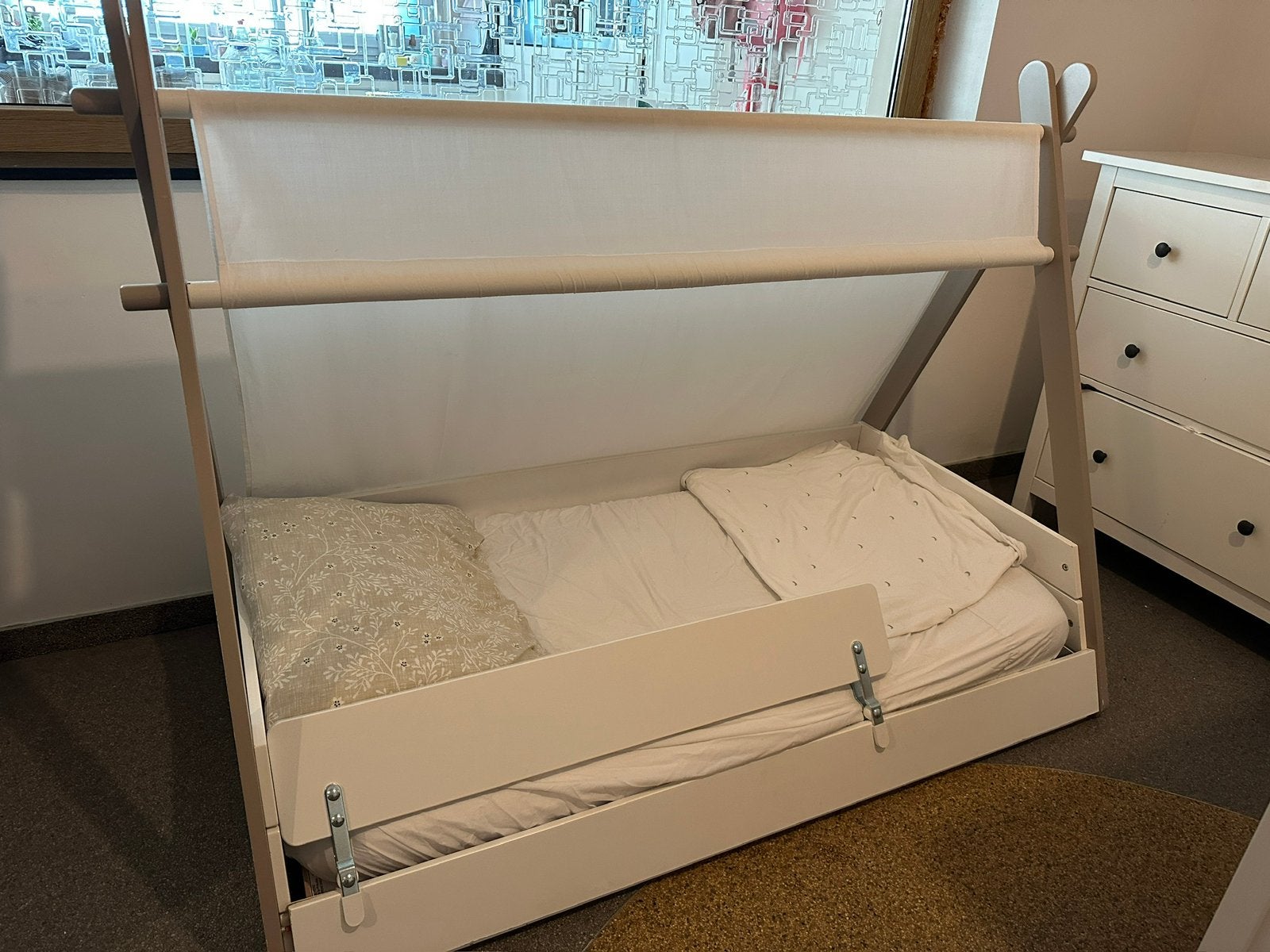 Kinderbed montessori tent bed, Kinderen en Baby's, Ophalen, 85 tot 100 cm, Gebruikt, Matras