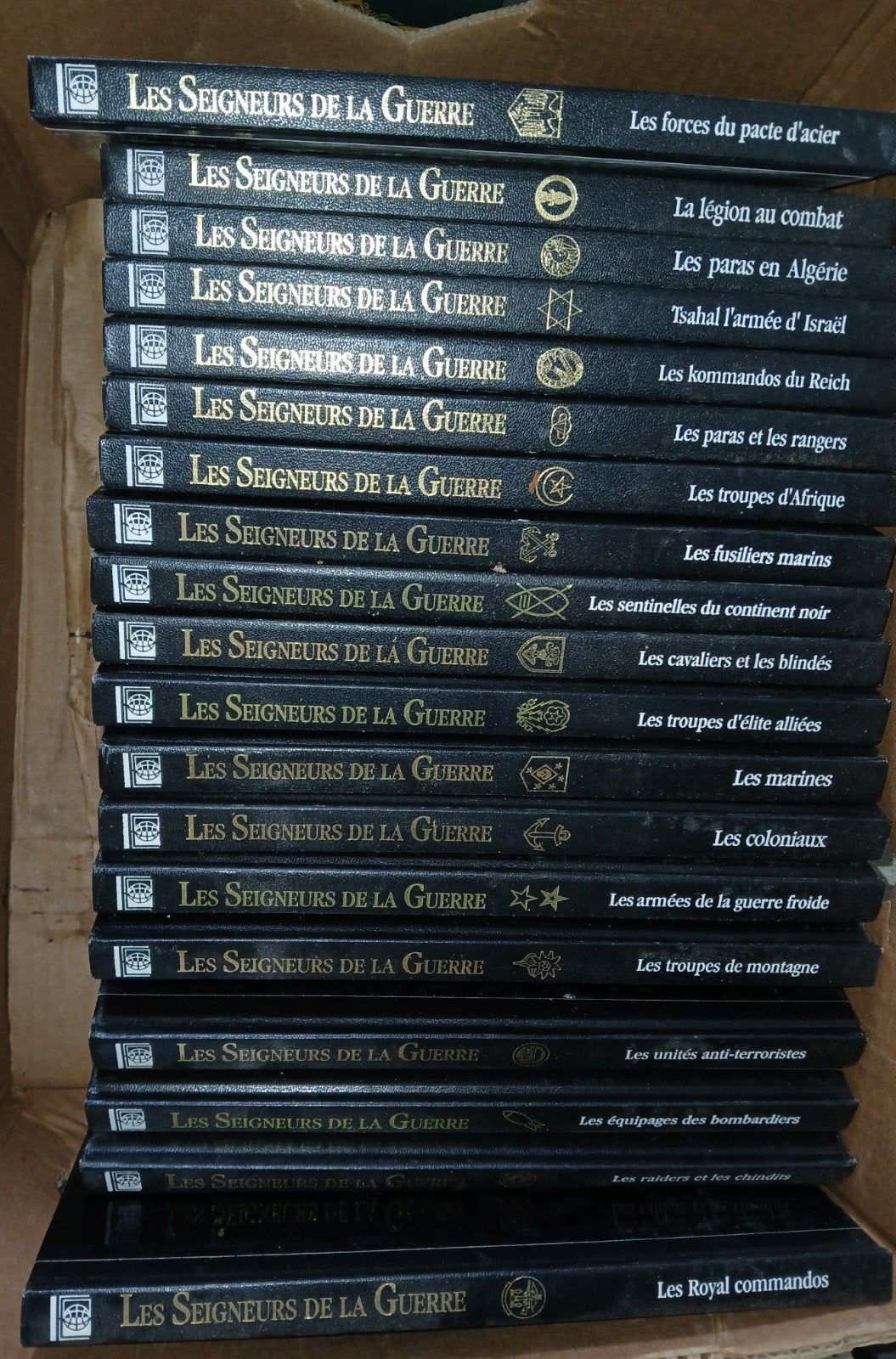 Collection Atlas, Livres, Encyclopédies, Enlèvement, Utilisé, Autres sujets/thèmes