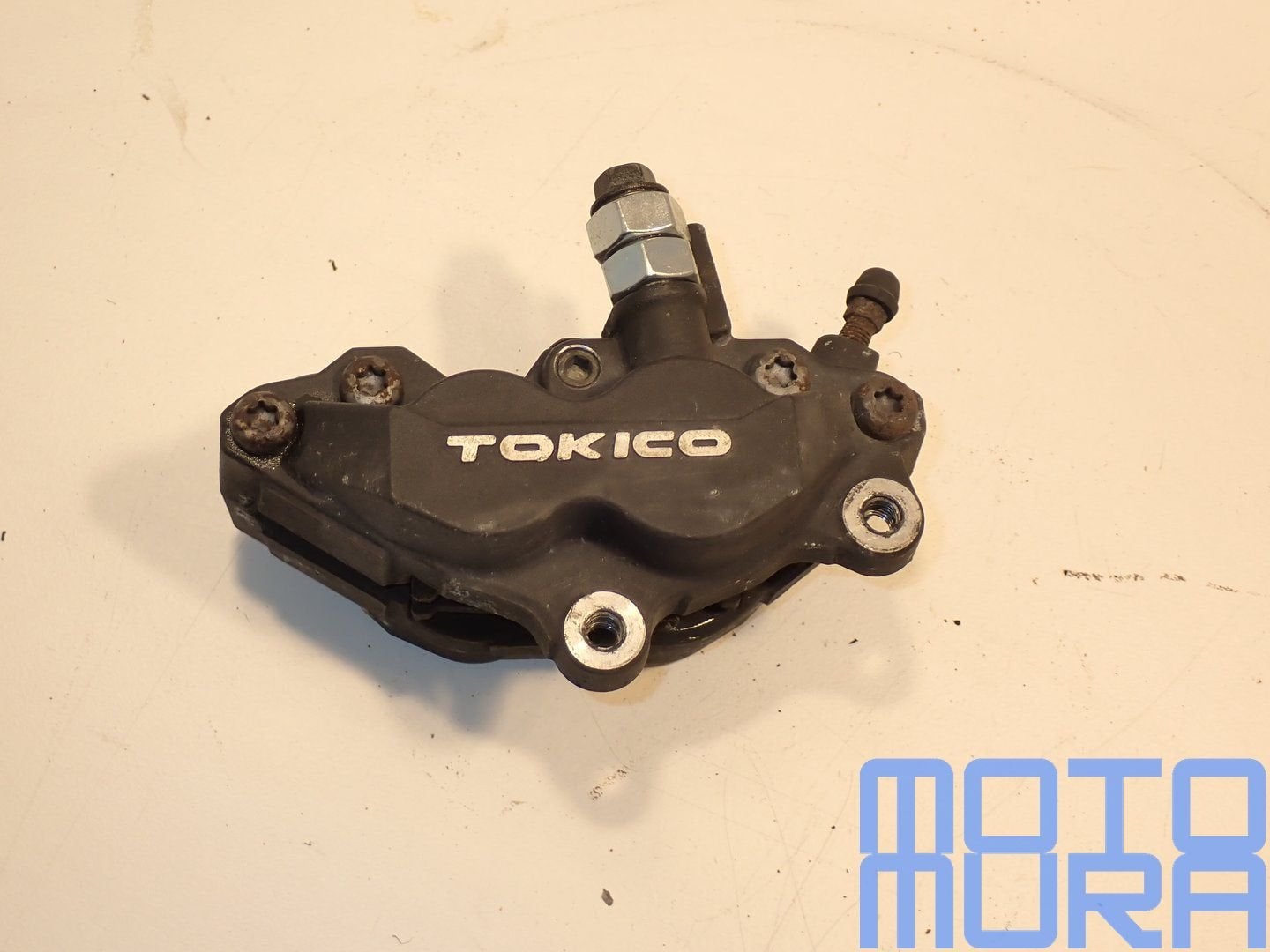 Rechter remklauw voor de Suzuki SV 1000 2003 - 2007 SV1000 r, Motoren, Gebruikt, -, -, Ophalen of Verzenden