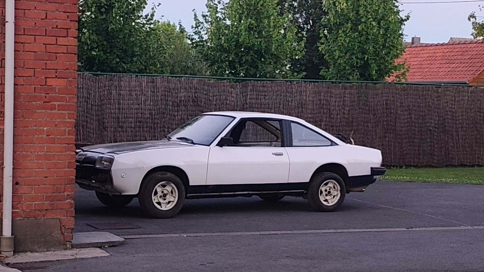 Ge zocht manta ascona b cih recaro...., Enlèvement