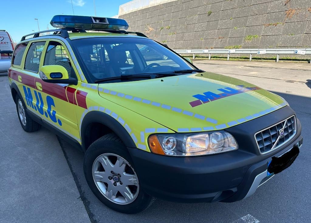 Volvo XC70 2.5Benzine Manual Ambulance AWD 2008, Auto's, 2500 cc, Zwart, XC70, Leder