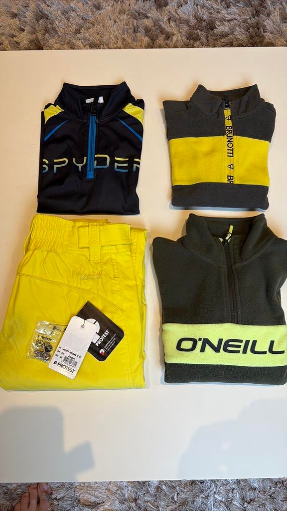 Vêtements de ski pour garçon taille 128, Enlèvement, Comme neuf, Ski